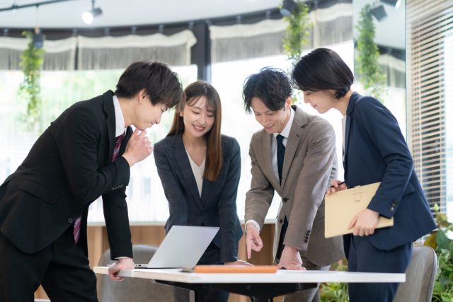 採用情報